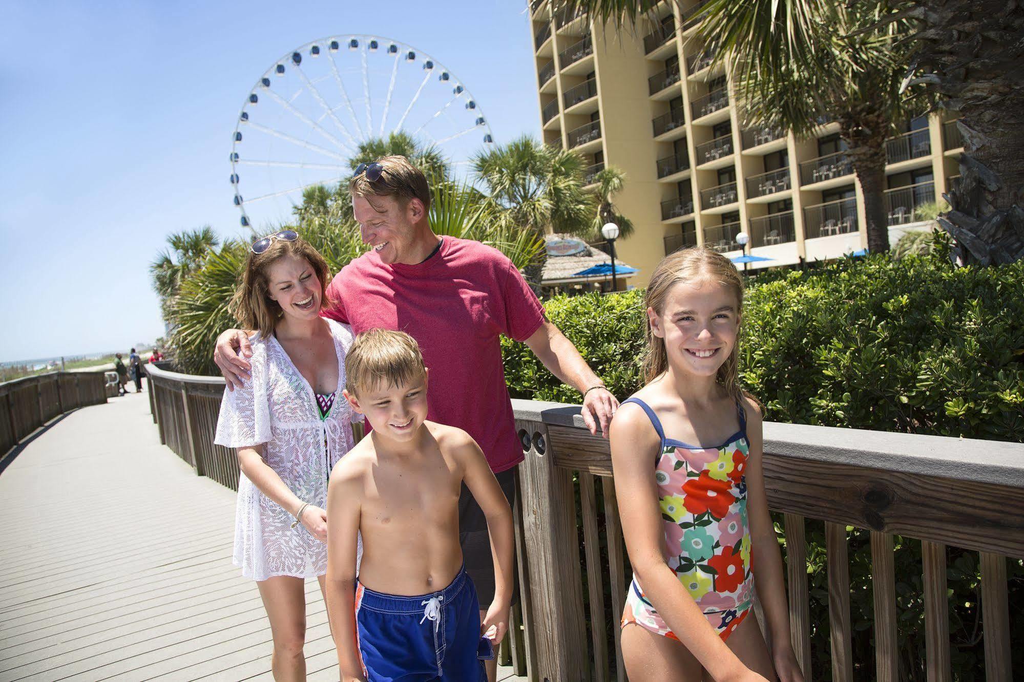 מירטל ביץ' Holiday Pavilion Resort On The Boardwalk מראה חיצוני תמונה